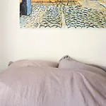 Cozy 40 M Near Montmartre
