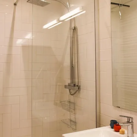 Apartment Cozy 40 M Near Montmartre *